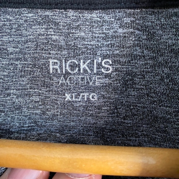 Ricki's Active Women's Gray/Black‎ Athletic Full Zip Jacket Size X-large - Picture 2 of 12